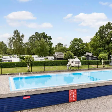 First Camp Tempelkrogen - Holbaek Kemping *