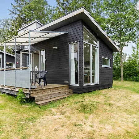 First Camp Tempelkrogen - Holbaek Kemping Vipperod